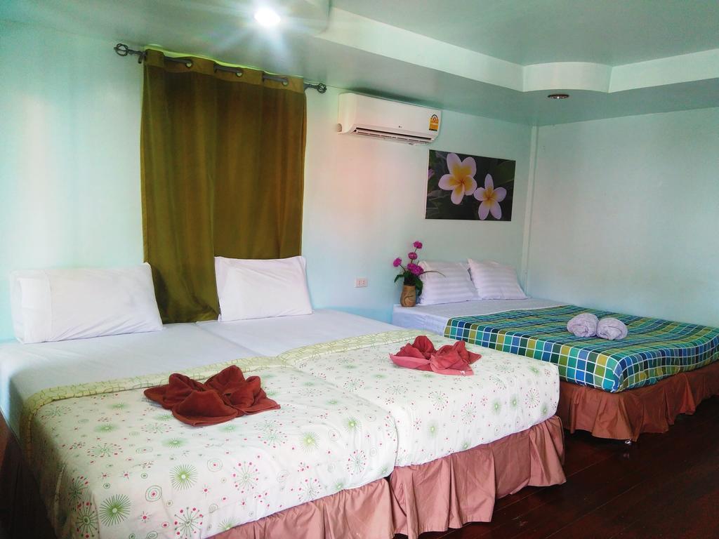 Отель Phi Phi Coralbay Экстерьер фото