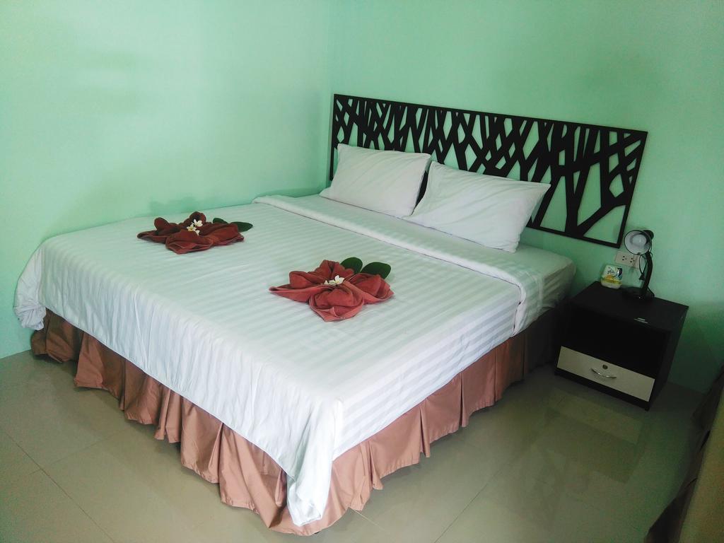 Отель Phi Phi Coralbay Экстерьер фото