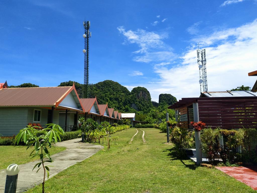 Отель Phi Phi Coralbay Экстерьер фото